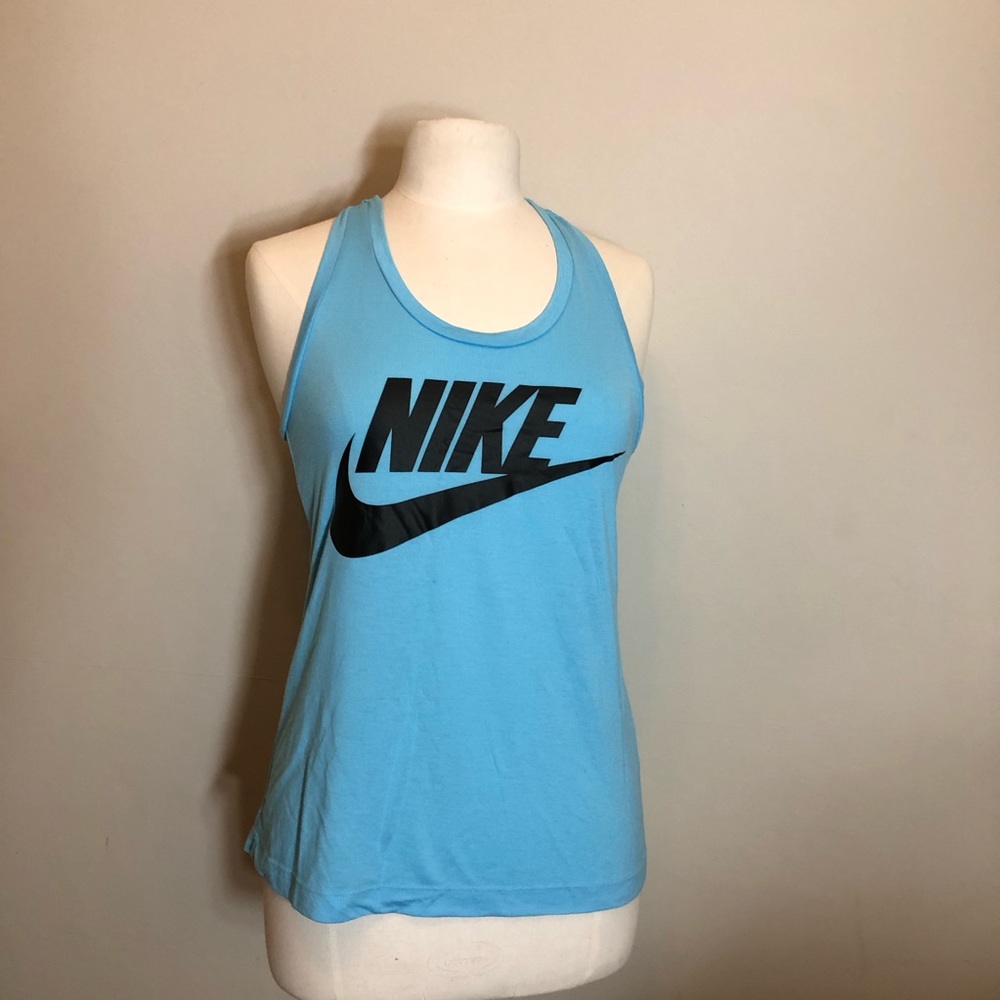 Nike work out top